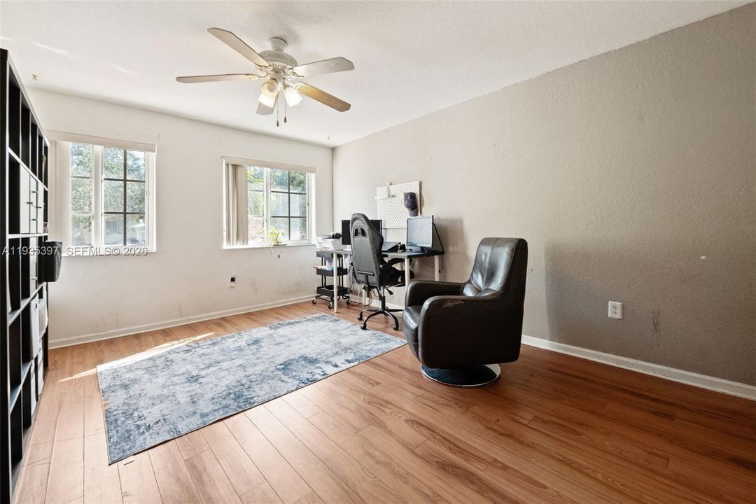 待售: $465,000 (3 贝兹, 3 浴室, 1694 平方英尺)