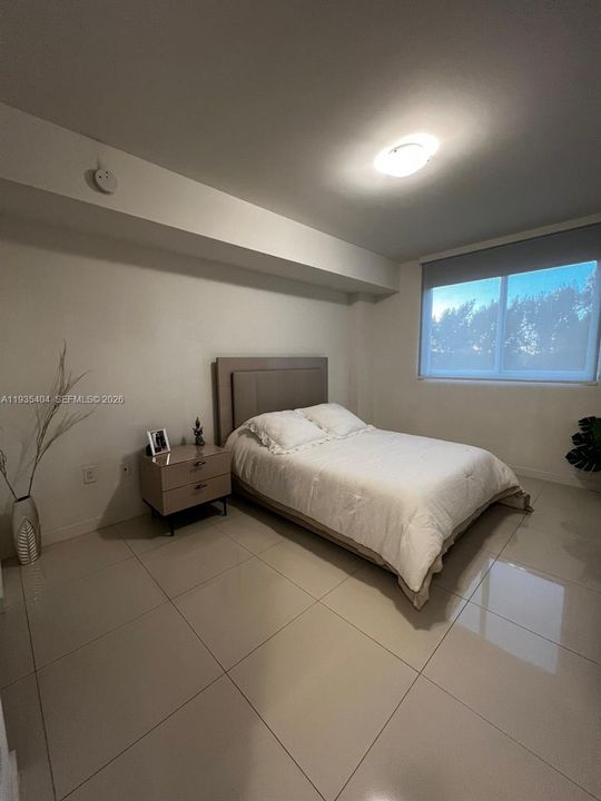 待售: $415,000 (2 贝兹, 2 浴室, 1130 平方英尺)