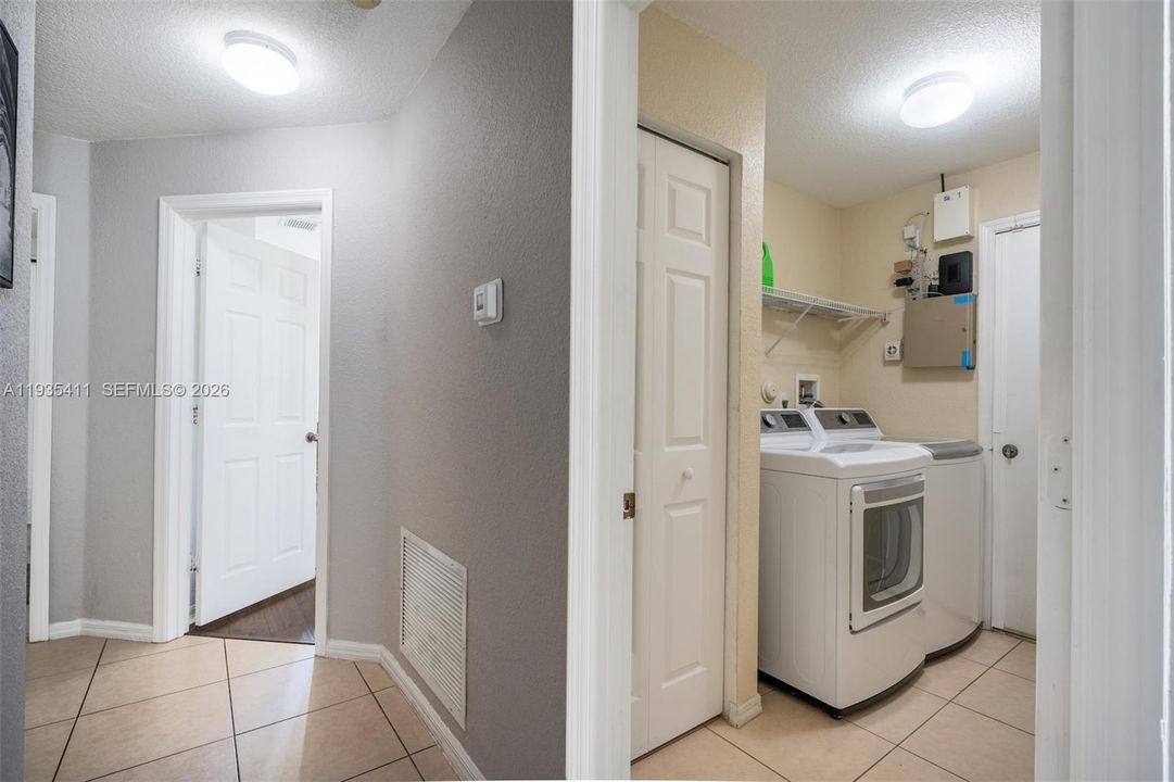 待售: $599,000 (3 贝兹, 2 浴室, 1535 平方英尺)