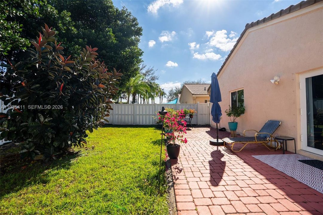 待售: $599,000 (3 贝兹, 2 浴室, 1535 平方英尺)