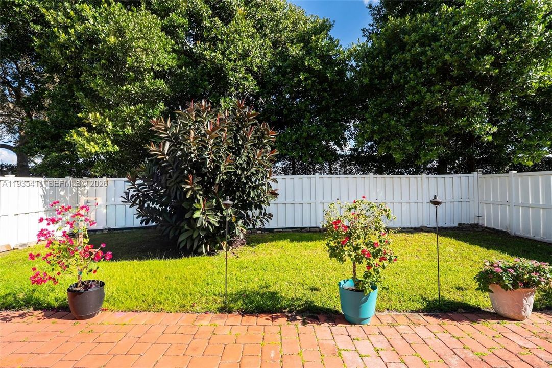 待售: $599,000 (3 贝兹, 2 浴室, 1535 平方英尺)