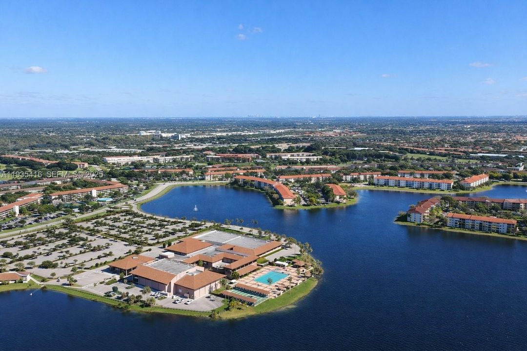 For Sale: $335,000 (2 beds, 2 baths, 1533 Square Feet)