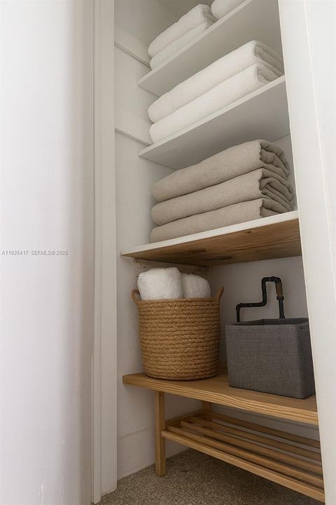 出租: $1,675 (1 贝兹, 1 浴室, 0 平方英尺)