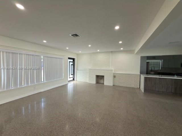 For Rent: $3,500 (3 beds, 2 baths, 1862 Square Feet)