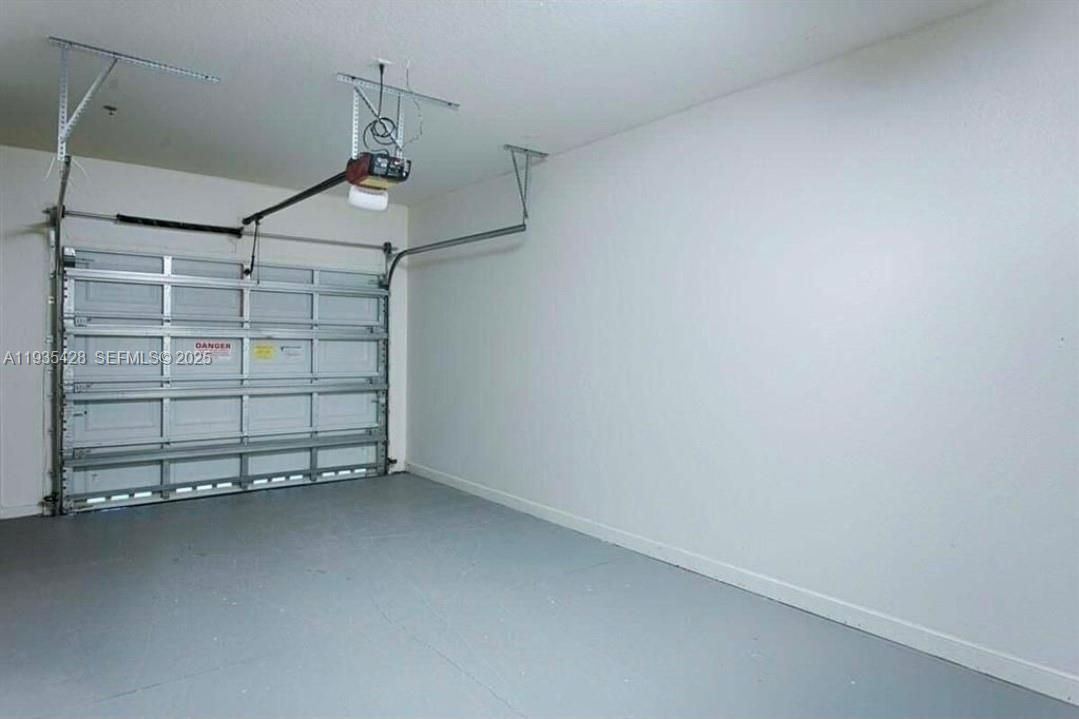 出租: $2,700 (3 贝兹, 2 浴室, 1326 平方英尺)