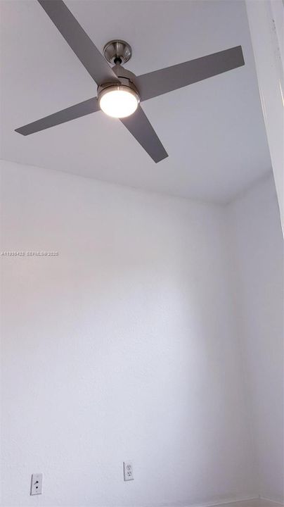 出租: $2,700 (3 贝兹, 2 浴室, 1326 平方英尺)