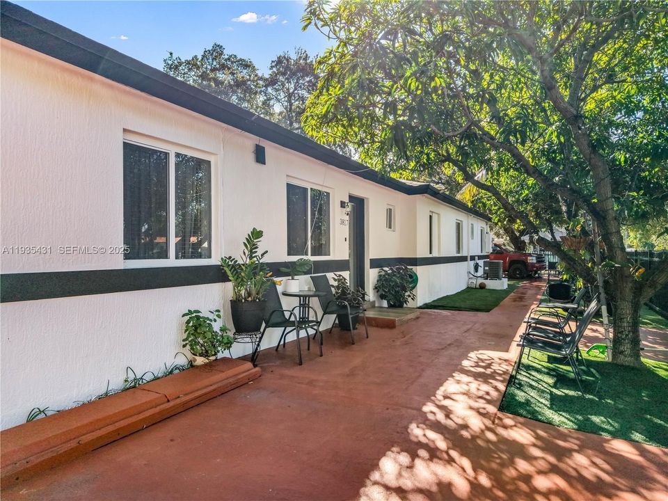 На продажу: $760,000 (0 спален, 0 ванн, 2150 Квадратных фут)