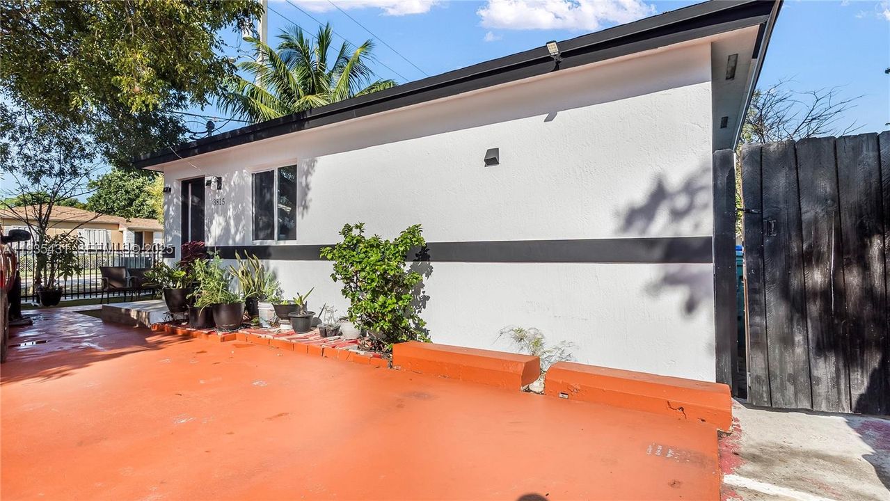 На продажу: $760,000 (0 спален, 0 ванн, 2150 Квадратных фут)