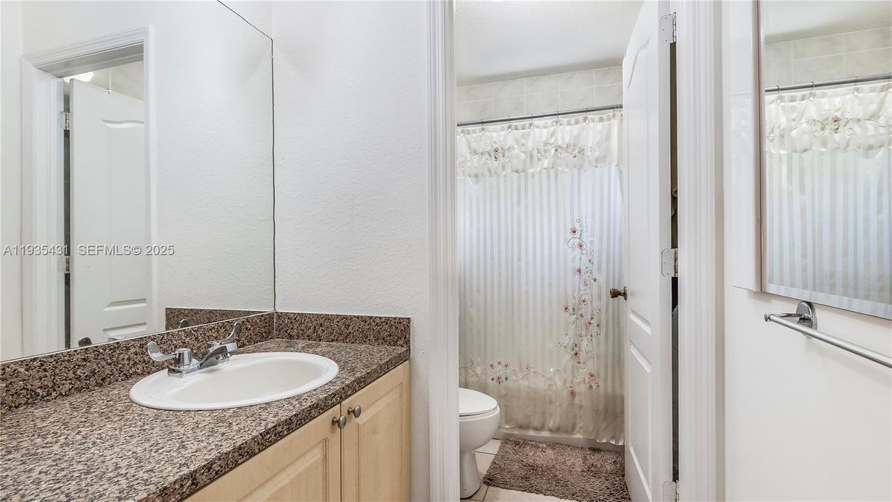 На продажу: $760,000 (0 спален, 0 ванн, 2150 Квадратных фут)