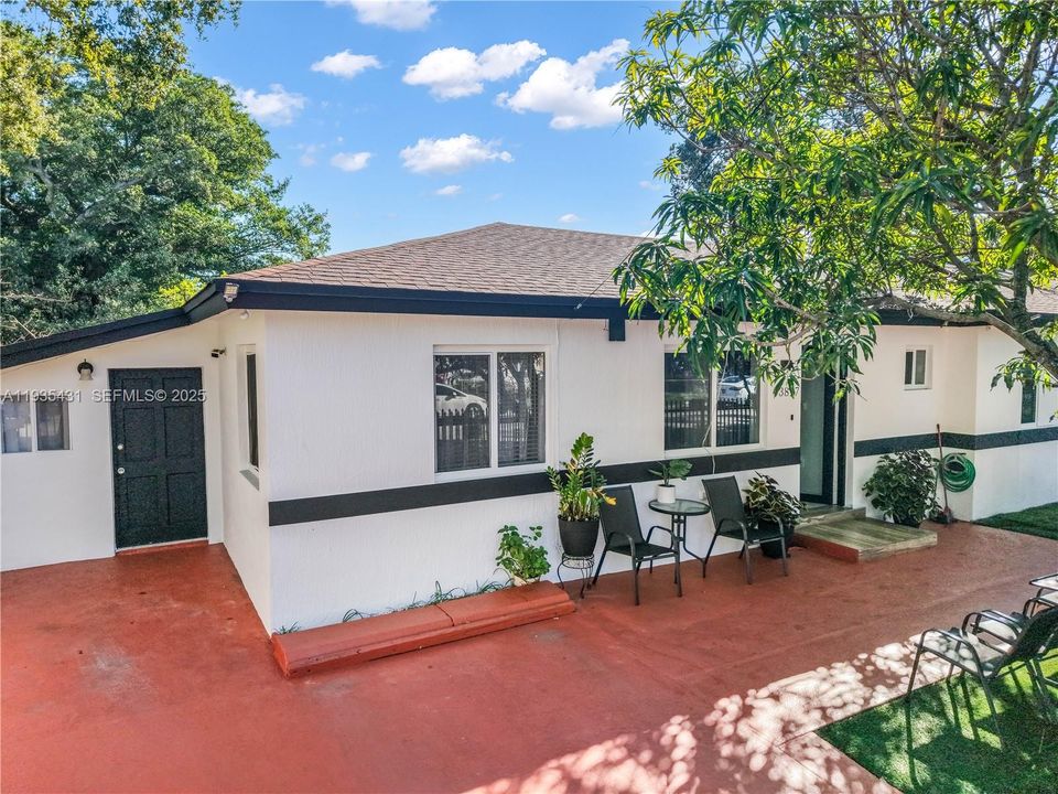 На продажу: $760,000 (0 спален, 0 ванн, 2150 Квадратных фут)