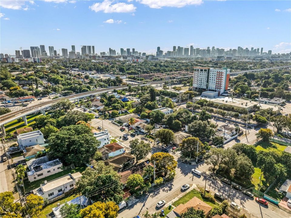 На продажу: $760,000 (0 спален, 0 ванн, 2150 Квадратных фут)