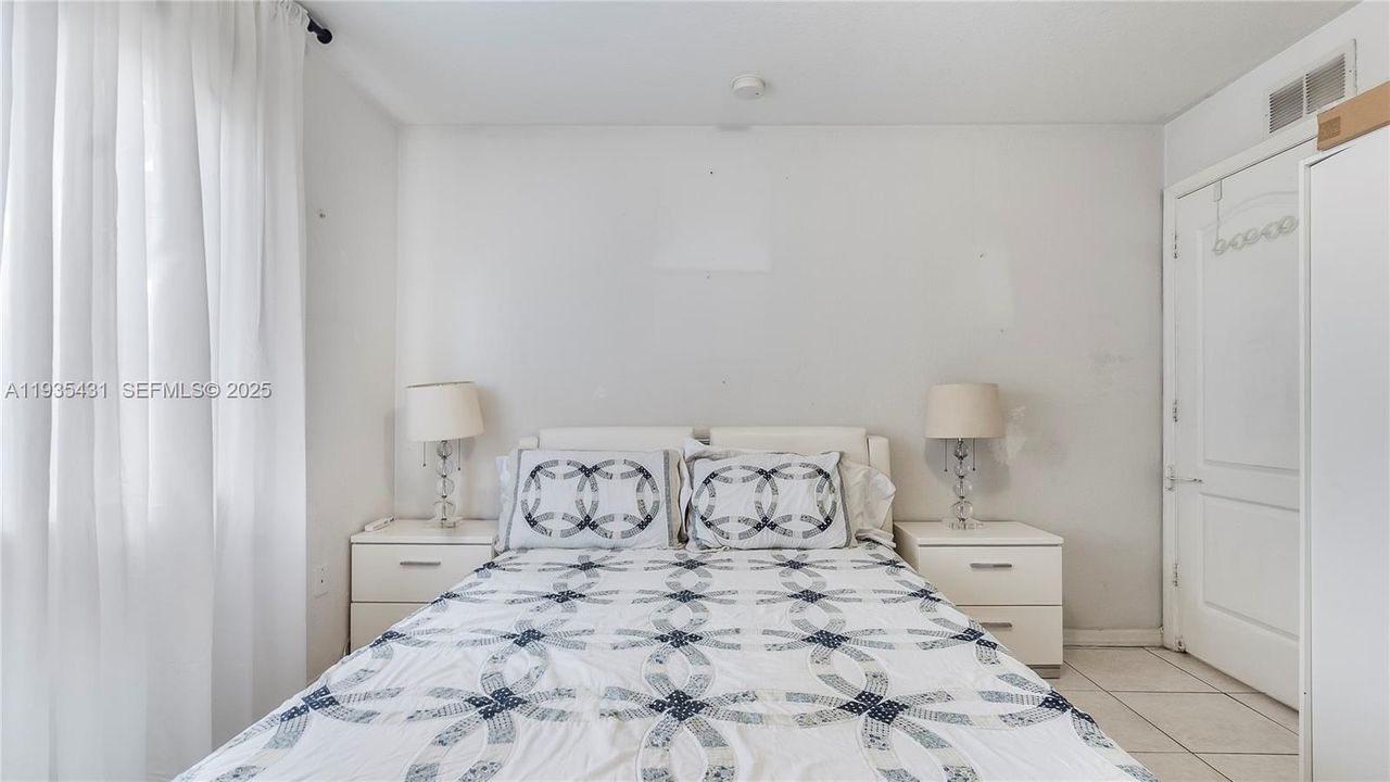 На продажу: $760,000 (0 спален, 0 ванн, 2150 Квадратных фут)