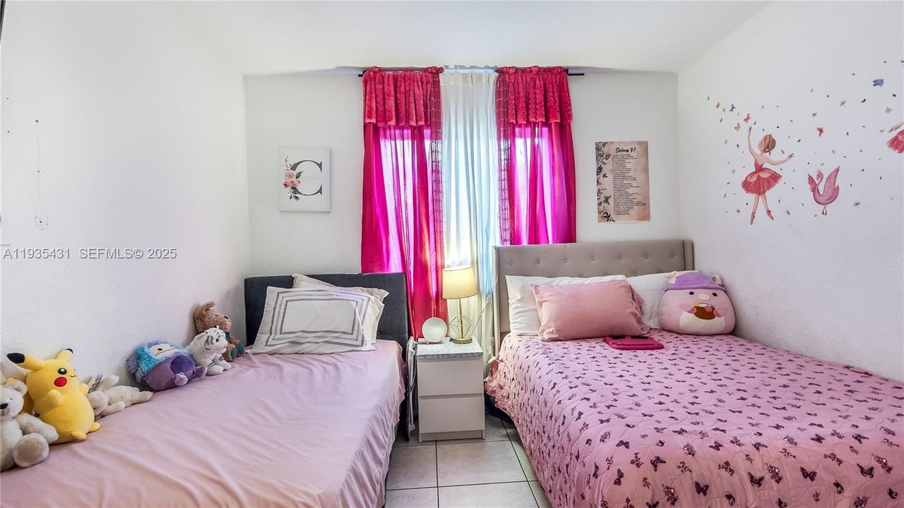 На продажу: $760,000 (0 спален, 0 ванн, 2150 Квадратных фут)