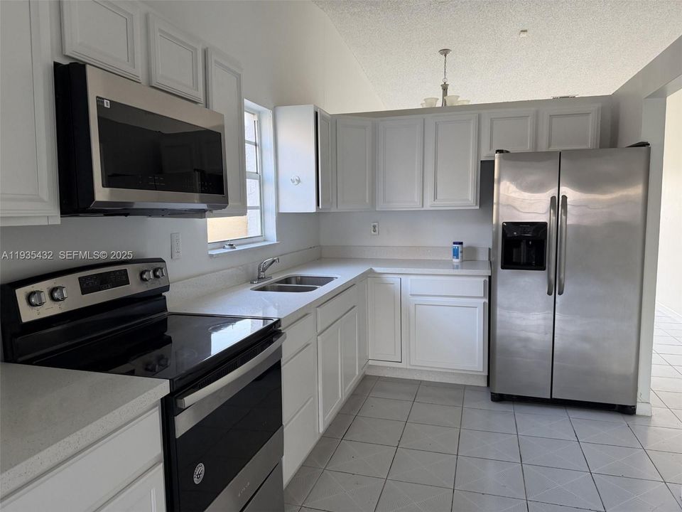 En Renta: $2,800 (3 camas, 2 baños, 1544 Pies cuadrados)