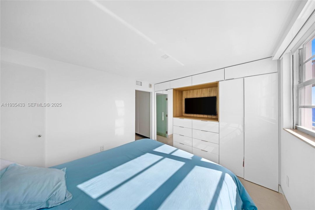 En Venta: $595,000 (1 camas, 1 baños, 645 Pies cuadrados)