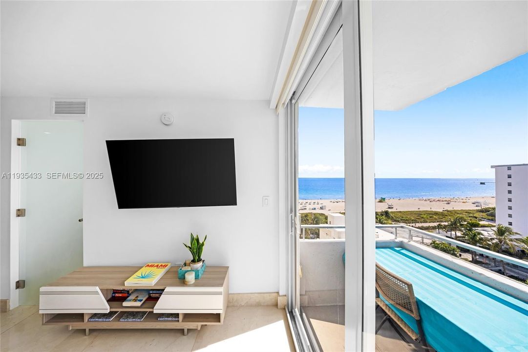 En Venta: $595,000 (1 camas, 1 baños, 645 Pies cuadrados)