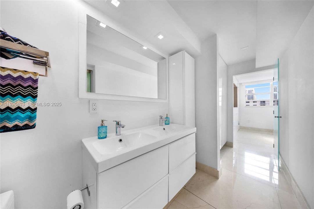 En Venta: $595,000 (1 camas, 1 baños, 645 Pies cuadrados)