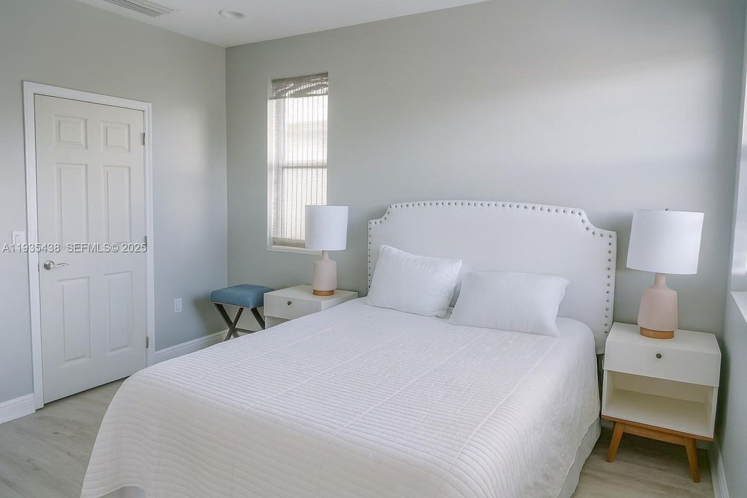 For Sale: $599,000 (3 beds, 2 baths, 2439 Square Feet)