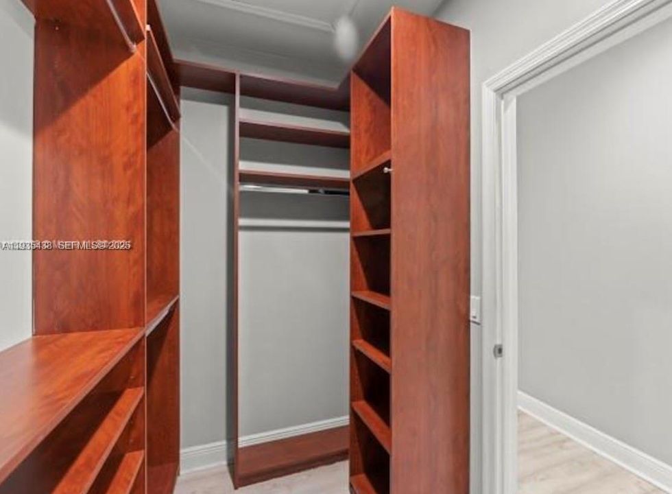 For Sale: $599,000 (3 beds, 2 baths, 2439 Square Feet)