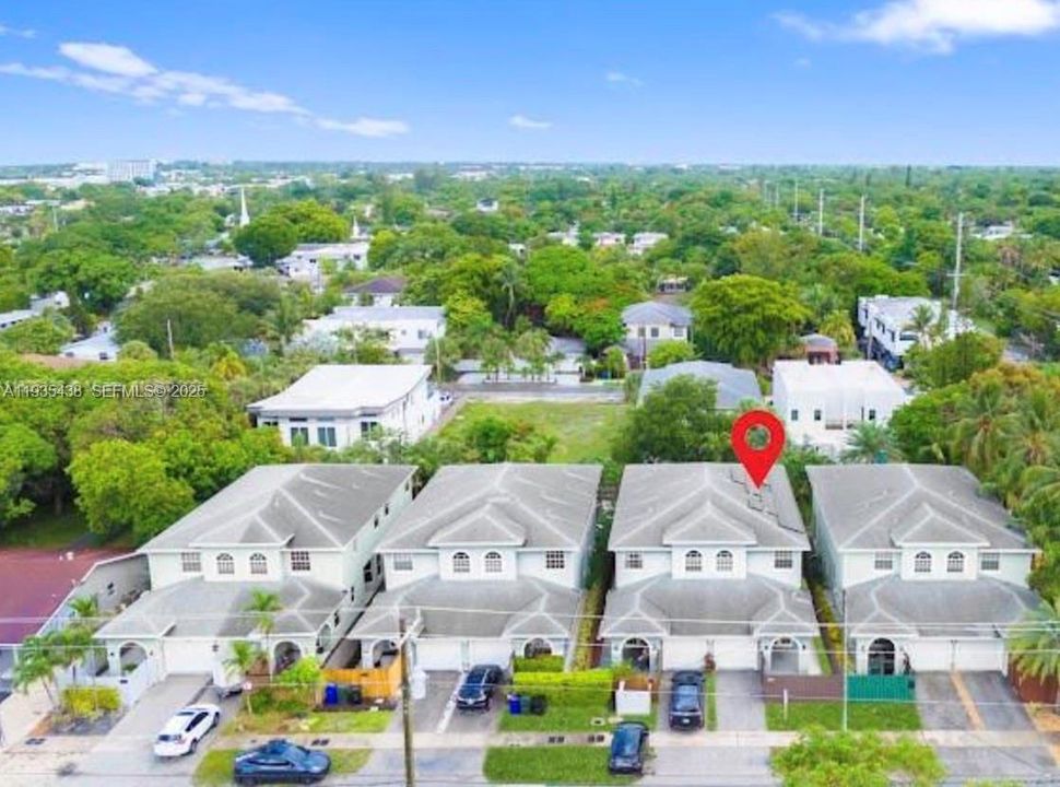 For Sale: $599,000 (3 beds, 2 baths, 2439 Square Feet)