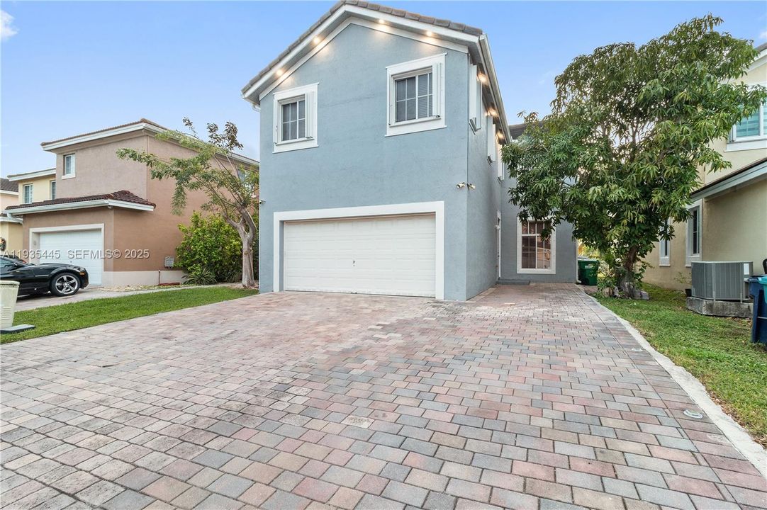 待售: $495,000 (4 贝兹, 3 浴室, 2627 平方英尺)