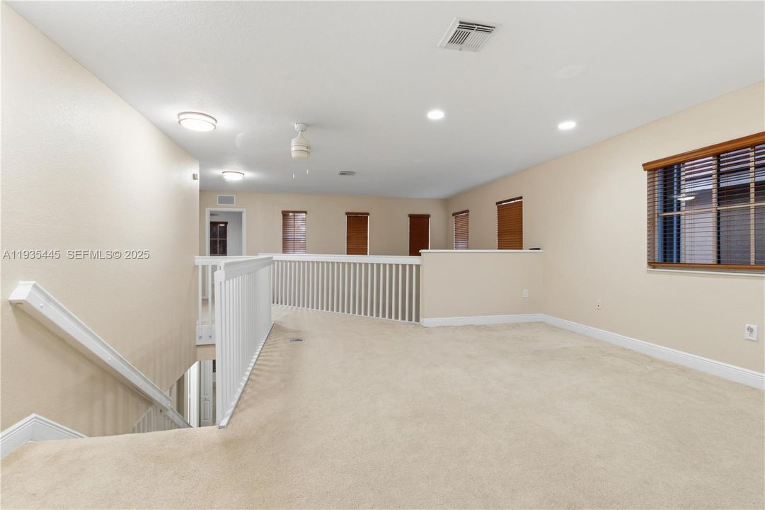 待售: $495,000 (4 贝兹, 3 浴室, 2627 平方英尺)