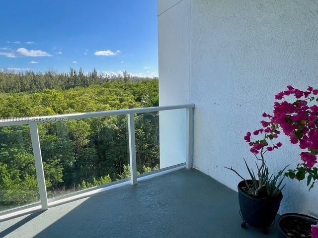 En Venta: $399,000 (2 camas, 2 baños, 1603 Pies cuadrados)
