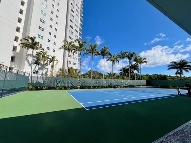 En Venta: $399,000 (2 camas, 2 baños, 1603 Pies cuadrados)