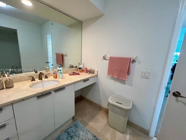 En Venta: $399,000 (2 camas, 2 baños, 1603 Pies cuadrados)