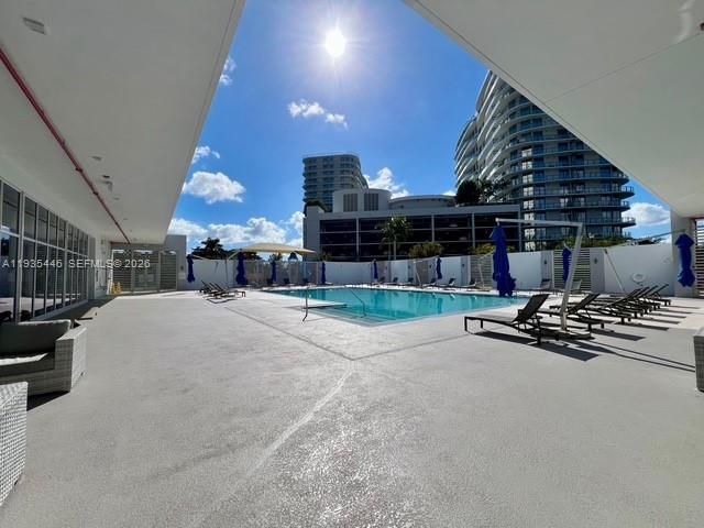 En Venta: $399,000 (2 camas, 2 baños, 1603 Pies cuadrados)