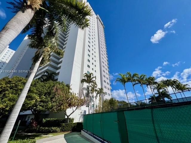 En Venta: $399,000 (2 camas, 2 baños, 1603 Pies cuadrados)