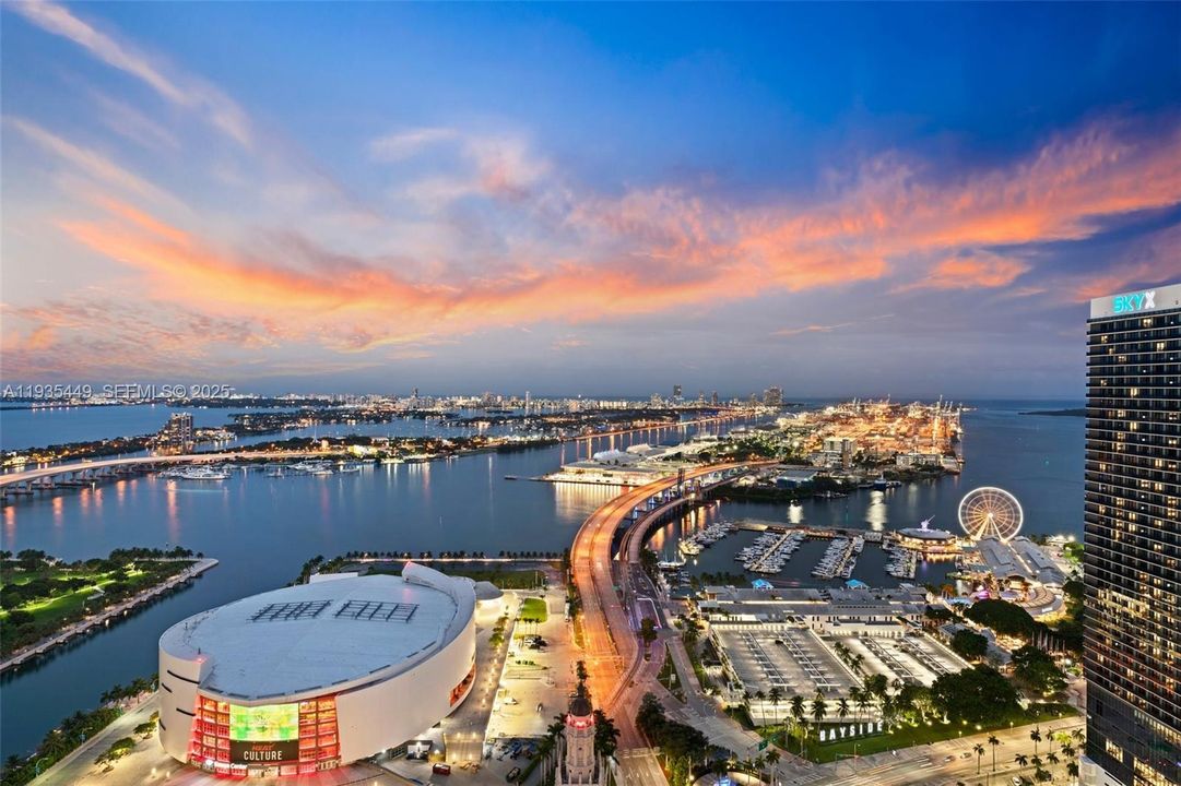 For Sale: $1,599,000 (3 beds, 2 baths, 1246 Square Feet)