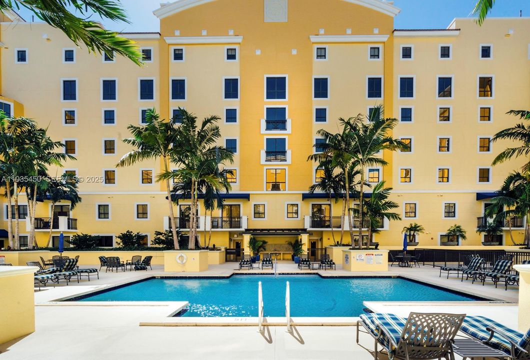 待售: $420,000 (2 贝兹, 2 浴室, 1145 平方英尺)