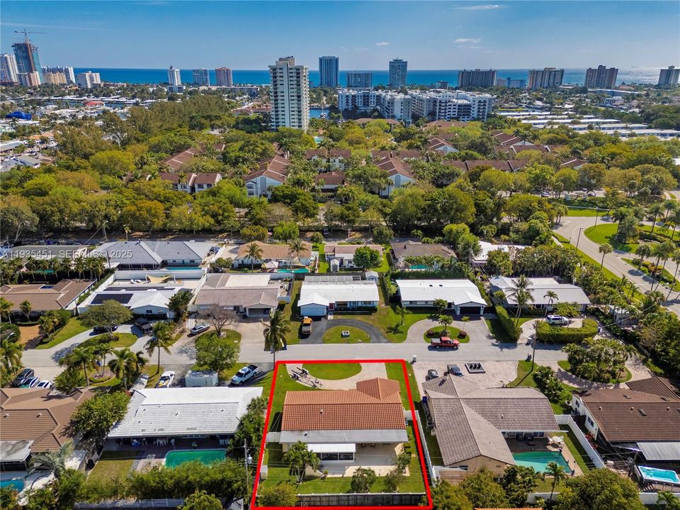 For Sale: $679,900 (2 beds, 2 baths, 1450 Square Feet)