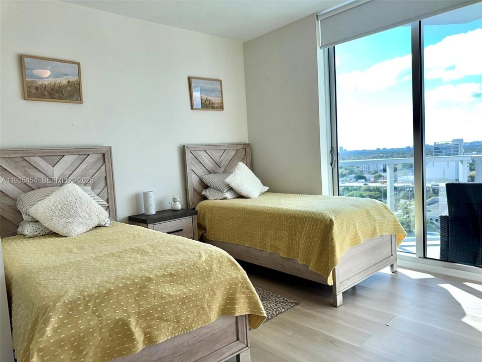 В аренду: $3,500 (2 спален, 2 ванн, 1212 Квадратных фут)