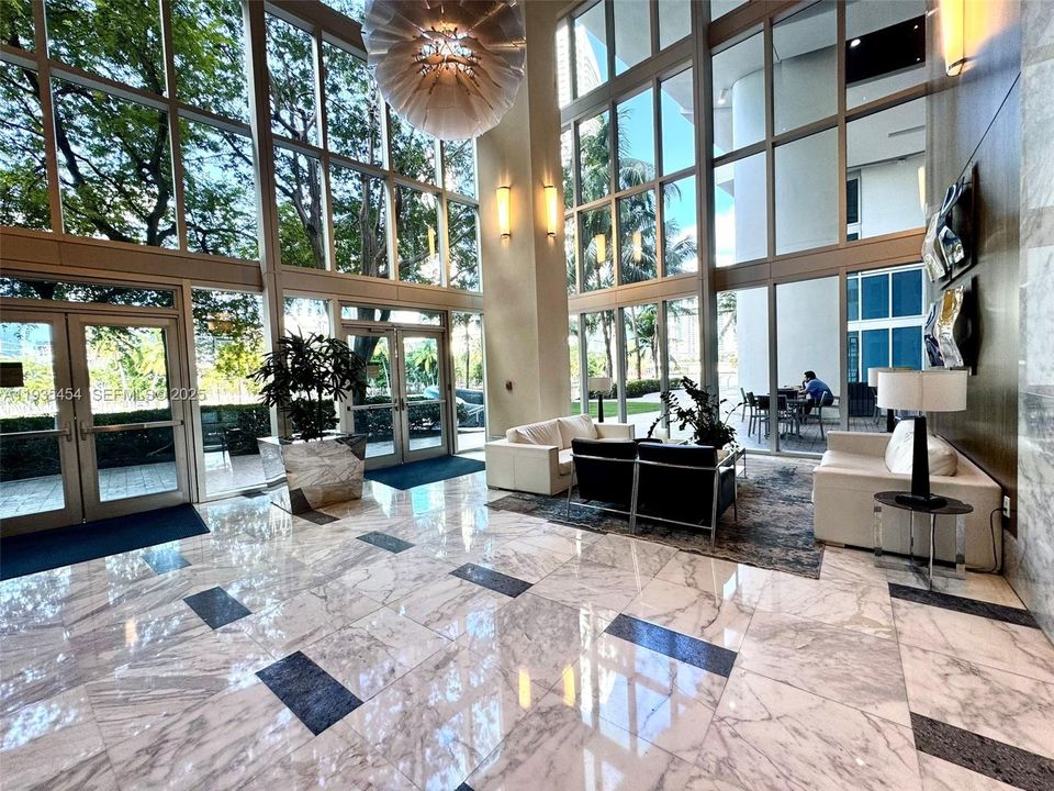 В аренду: $3,500 (2 спален, 2 ванн, 1212 Квадратных фут)