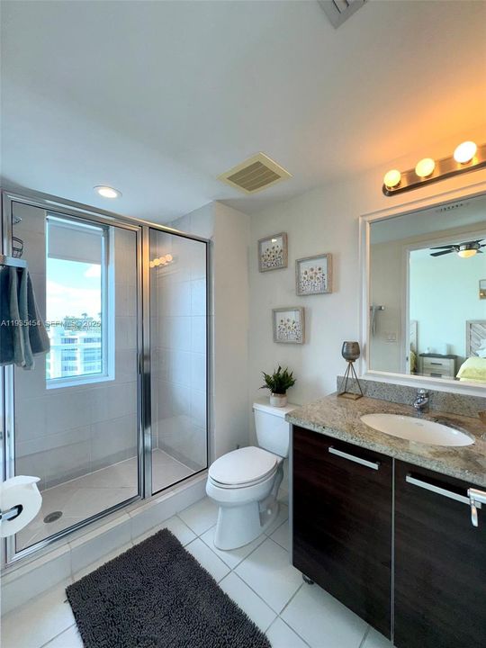 В аренду: $3,500 (2 спален, 2 ванн, 1212 Квадратных фут)