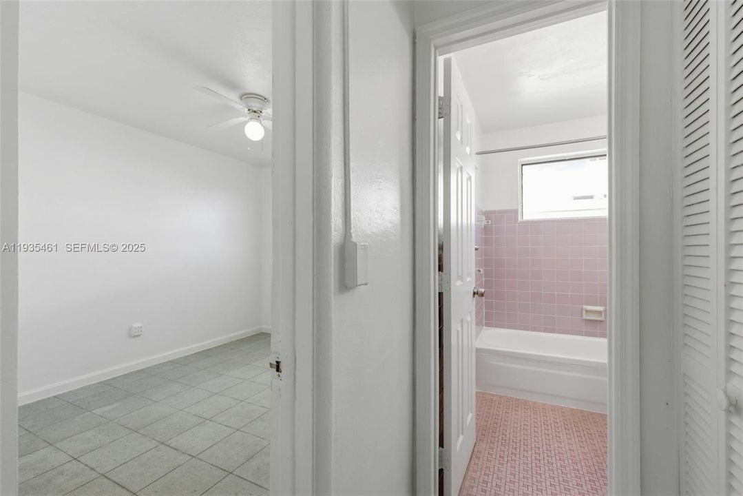 En Renta: $1,800 (2 camas, 1 baños, 800 Pies cuadrados)