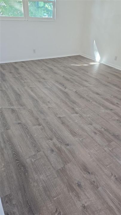 На продажу: $389,900 (4 спален, 2 ванн, 1472 Квадратных фут)