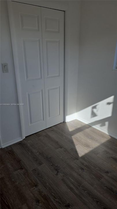 На продажу: $389,900 (4 спален, 2 ванн, 1472 Квадратных фут)