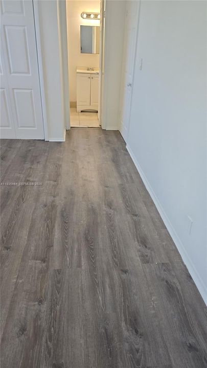 На продажу: $389,900 (4 спален, 2 ванн, 1472 Квадратных фут)