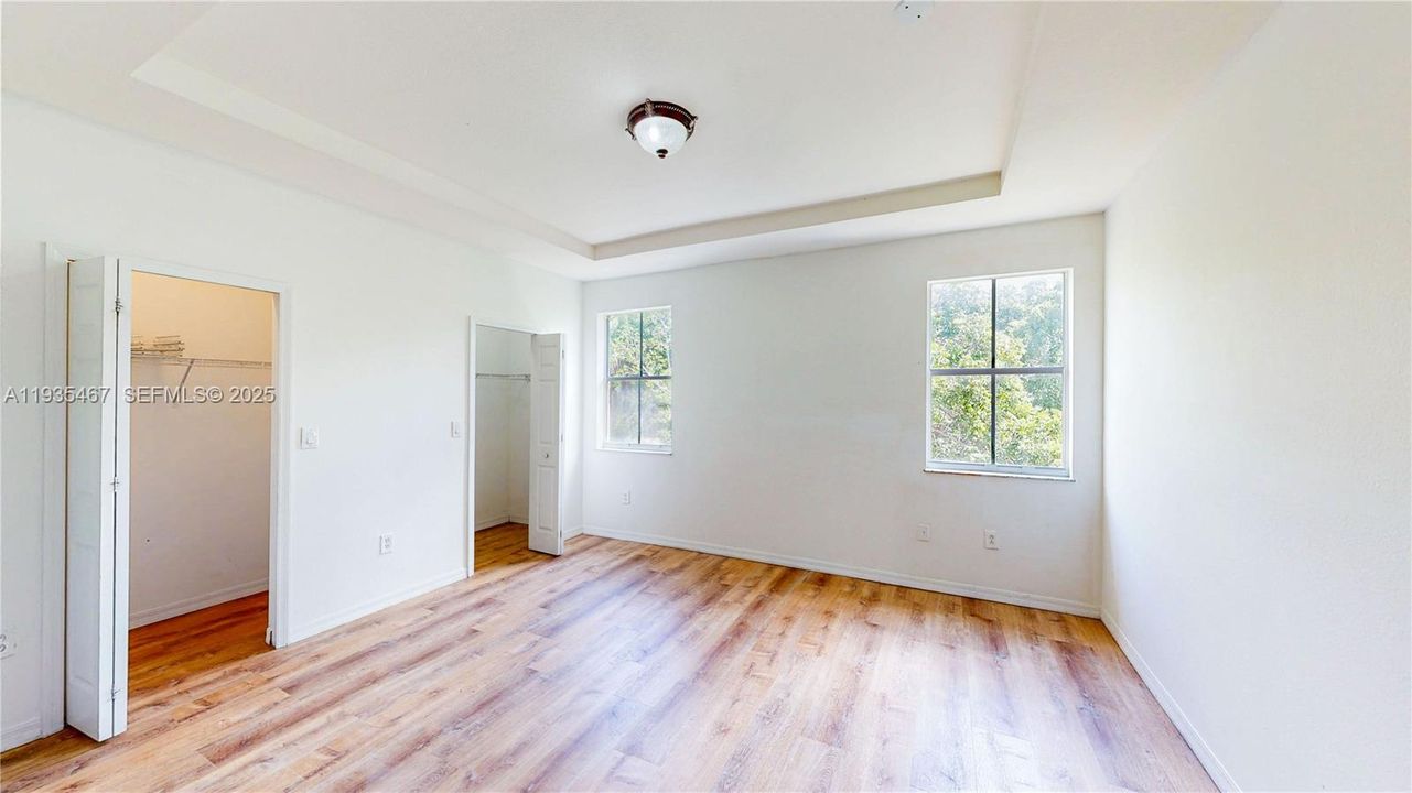 待售: $399,900 (4 贝兹, 3 浴室, 1837 平方英尺)