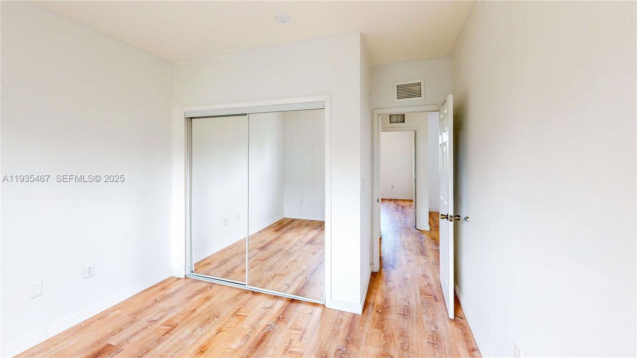 待售: $399,900 (4 贝兹, 3 浴室, 1837 平方英尺)