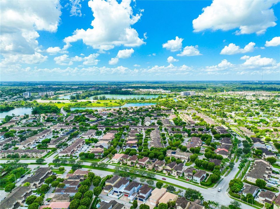 待售: $399,900 (4 贝兹, 3 浴室, 1837 平方英尺)