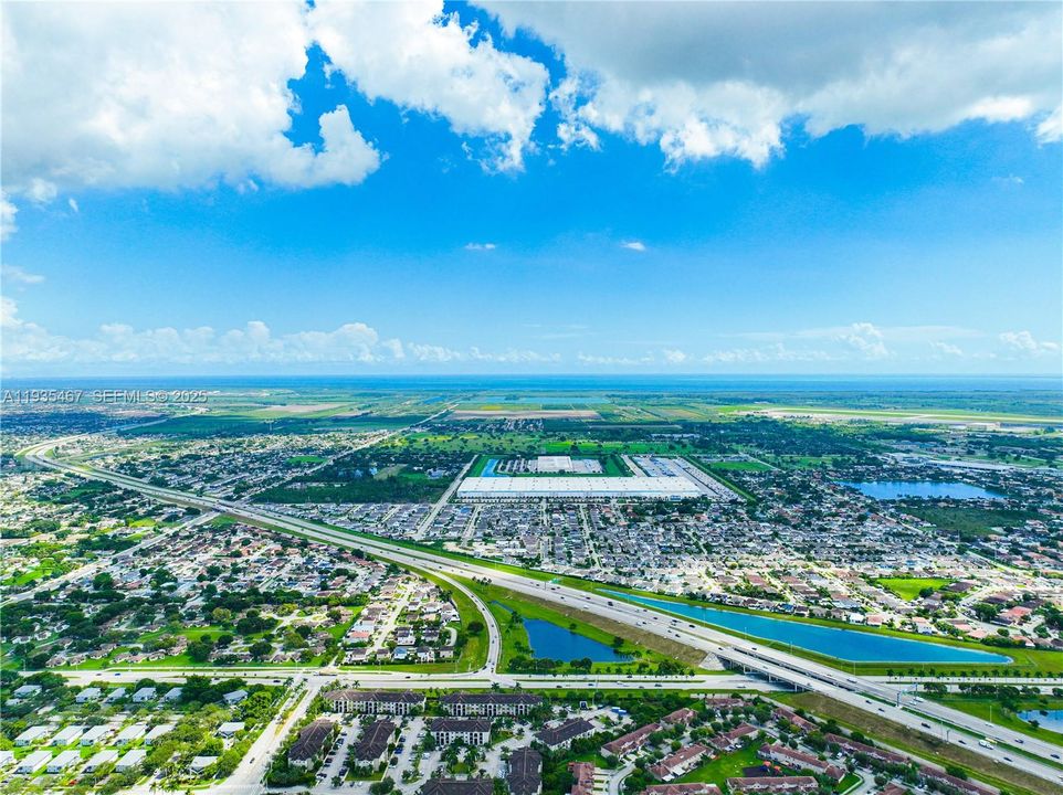 待售: $399,900 (4 贝兹, 3 浴室, 1837 平方英尺)