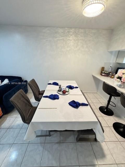 В аренду: $2,400 (2 спален, 2 ванн, 806 Квадратных фут)