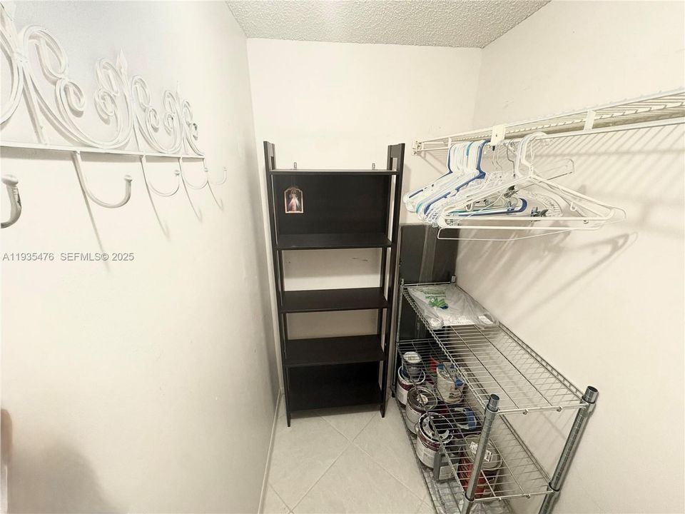 En Renta: $1,700 (2 camas, 2 baños, 920 Pies cuadrados)