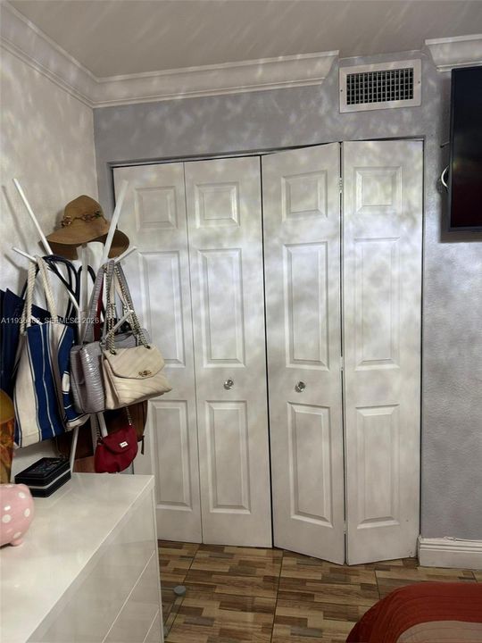 For Rent: $3,500 (3 beds, 3 baths, 1592 Square Feet)