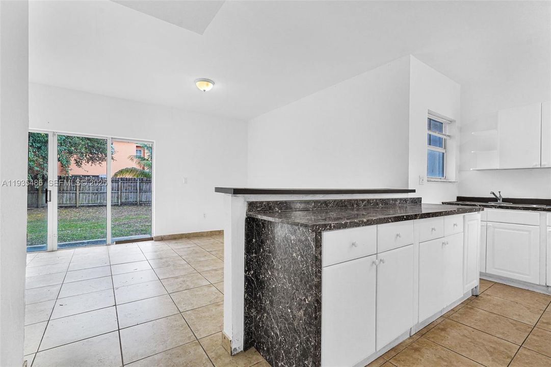 For Sale: $298,000 (4 beds, 2 baths, 1527 Square Feet)