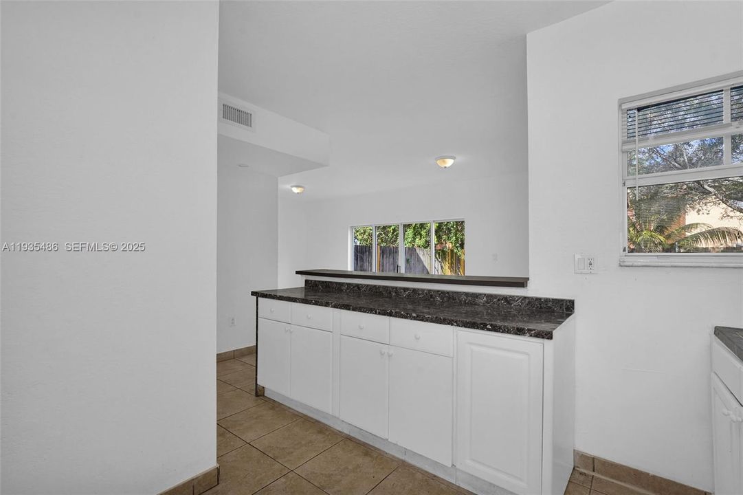 For Sale: $298,000 (4 beds, 2 baths, 1527 Square Feet)